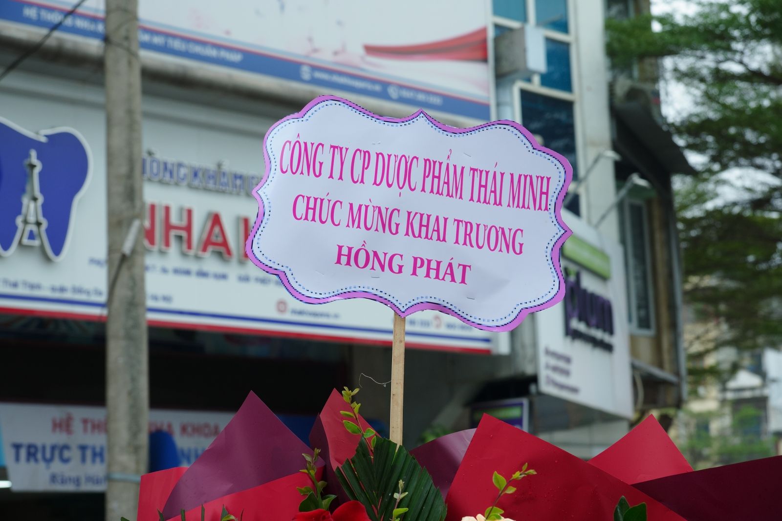lẵng hoa Thái Minh