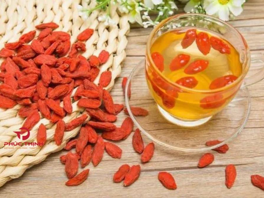 Những Lưu Ý Khi Sử Dụng Kỷ Tử