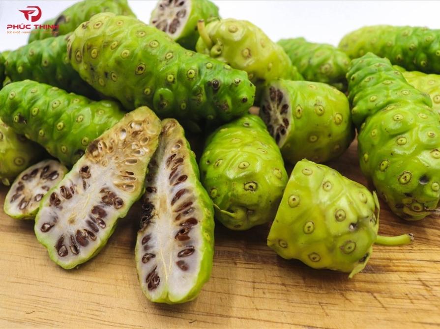 Hình ảnh trái nhàu tươi