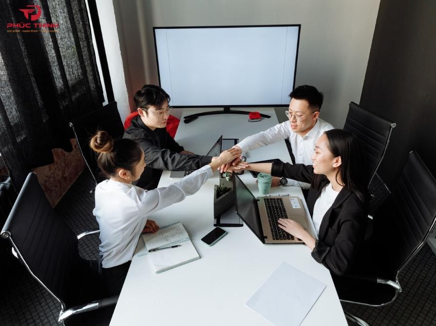 Những yếu tố cần lưu ý khi lựa chọn quà tặng doanh nghiệp