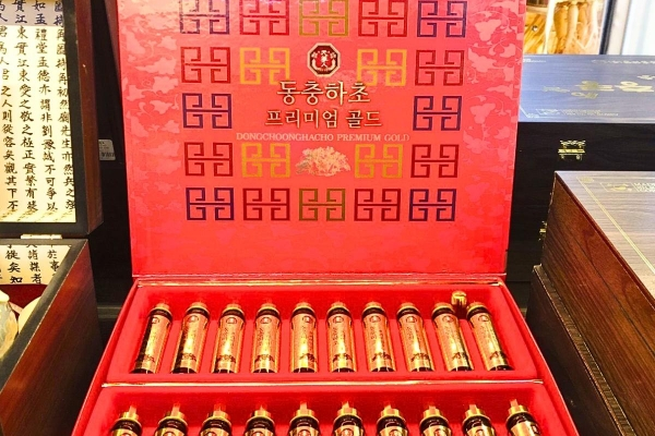 Uống đông trùng hạ thảo Hàn Quốc lúc nào tốt nhất? Thời điểm vàng để hấp thu tối đa